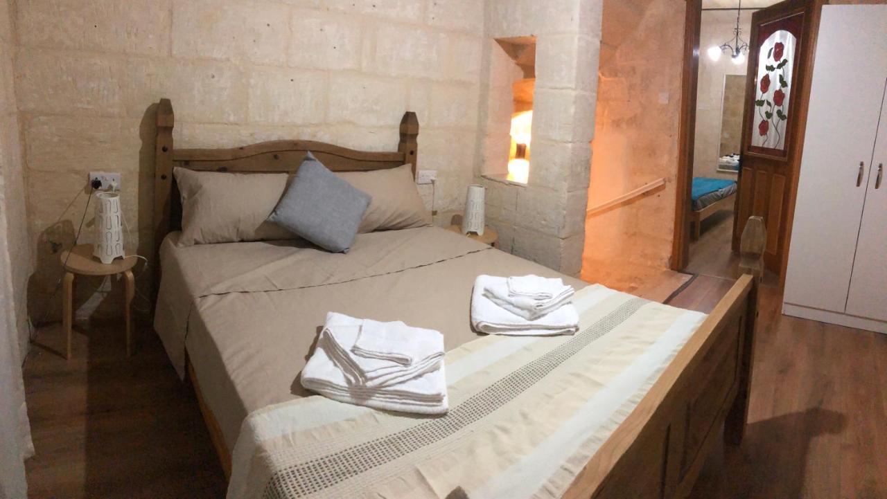 Floriana Cosy Townhouse Apartment Exterior foto