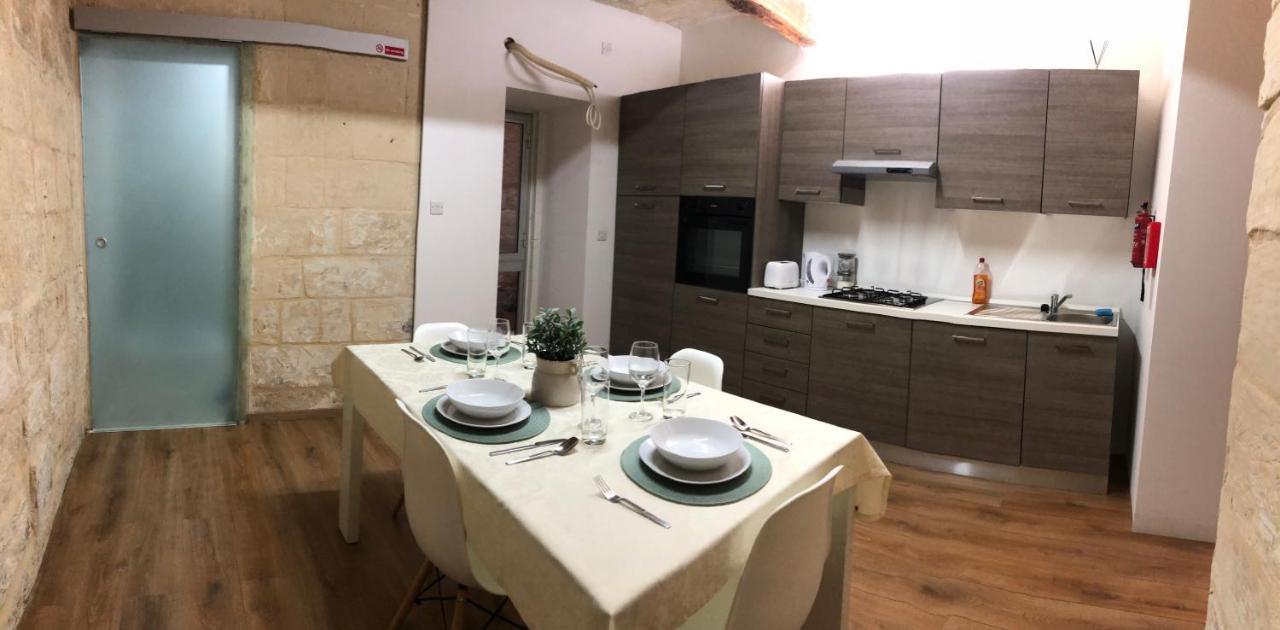 Floriana Cosy Townhouse Apartment Exterior foto